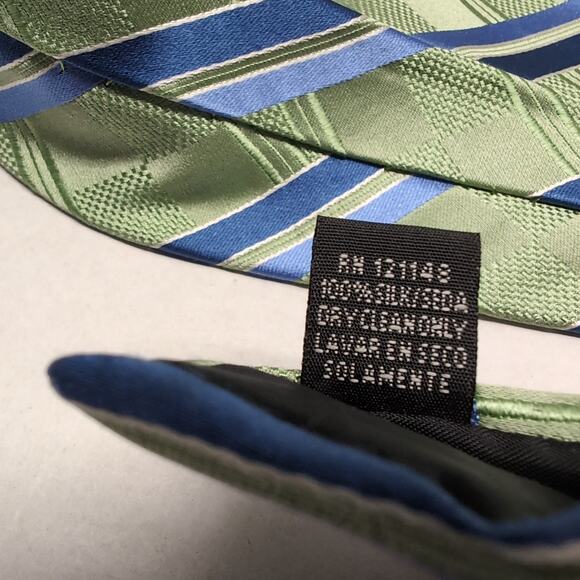 Arrow Mens Silk Neck Tie Green Blue Striped - Picture 5 of 8